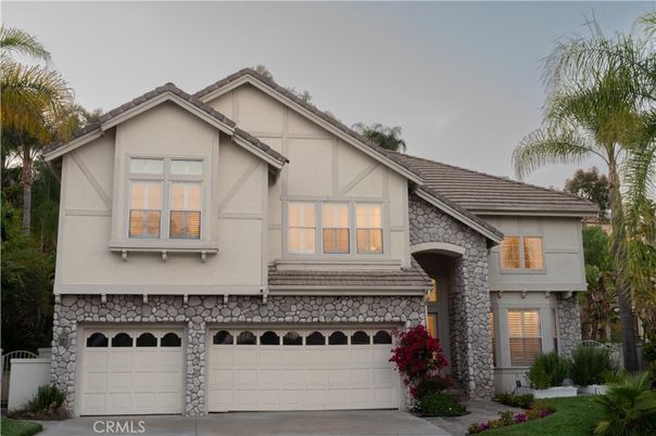 Attached, Exterior, Facade, Mediterranean