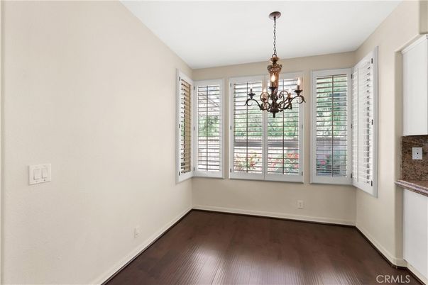 Chandelier, Empty room, Interior, Wood Texture Flooring