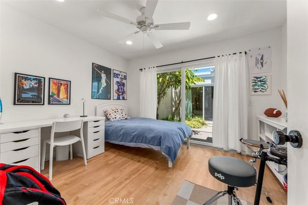 Bedroom, Home Office, Interior, Recessed Lighting, Wood Texture Flooring