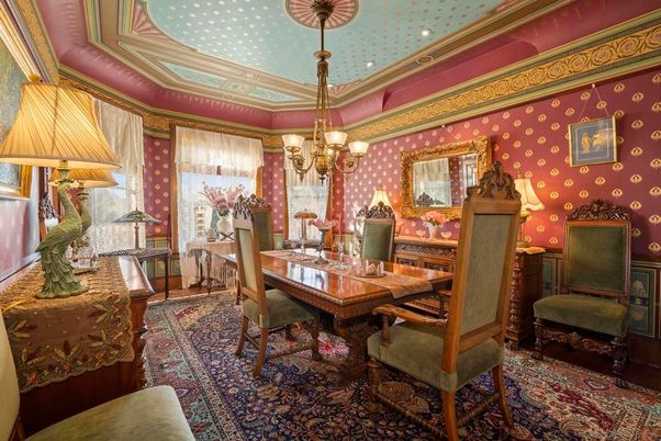 Chandelier, Dining room, Interior