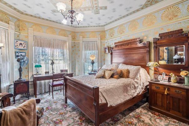 Bedroom, Chandelier, Interior