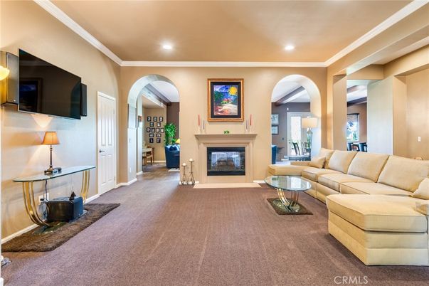 Fireplace, Interior, Living room, Recessed Lighting