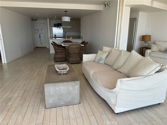 Interior, Kitchen, Living room, Pendant Lights, Recessed Lighting, Stainless Steel Appliances, Wood Texture Flooring