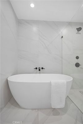 Bathroom, Free Standing Baths, Interior, Marble, Marble Walls, Recessed Lighting