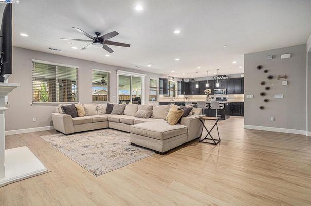 Interior, Kitchen, Living room, Pendant Lights, Recessed Lighting, Stainless Steel Appliances, Wood Texture Flooring