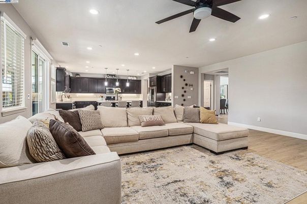 Interior, Kitchen, Living room, Pendant Lights, Recessed Lighting, Stainless Steel Appliances, Wood Texture Flooring