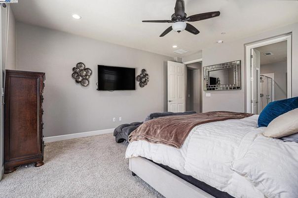 Bedroom, Interior, Recessed Lighting