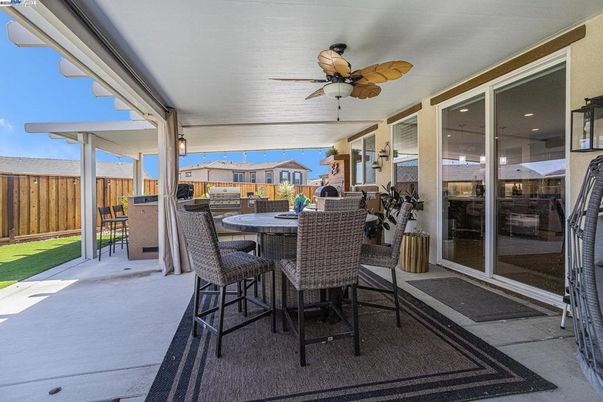 Dining room, Exterior, Interior