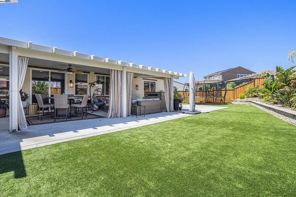 Backyard, Exterior, Hot Tub