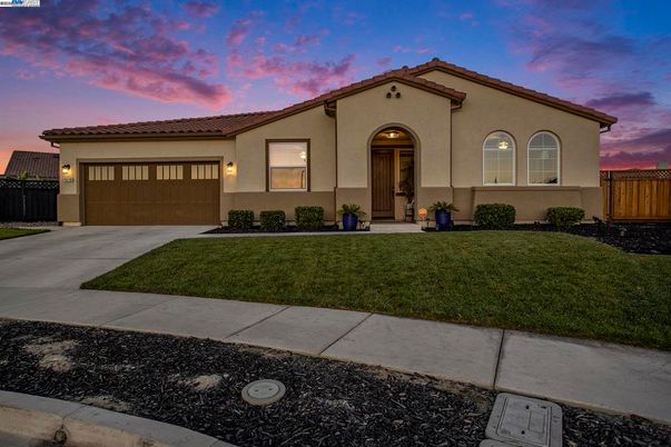 Attached, Backyard, Exterior, Facade, Mediterranean