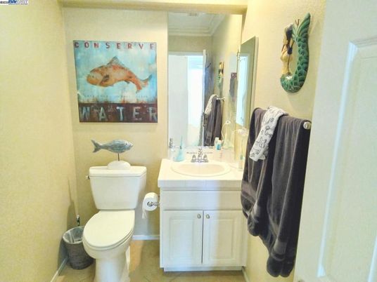 Bathroom, Interior, Tile Countertops