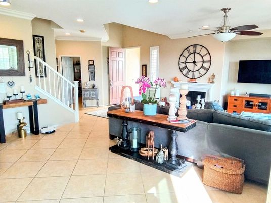 Fireplace, Interior, Living room, Recessed Lighting