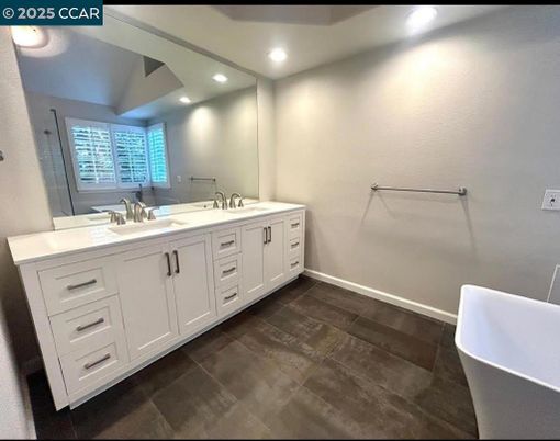 Bathroom, Dual Sink Vanities, Free Standing Baths, Interior, Recessed Lighting