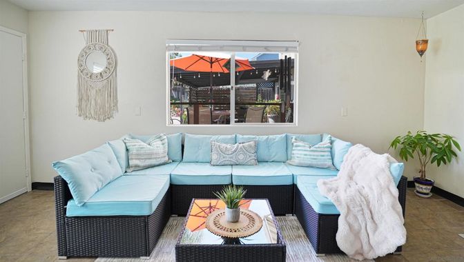 Interior, Living room