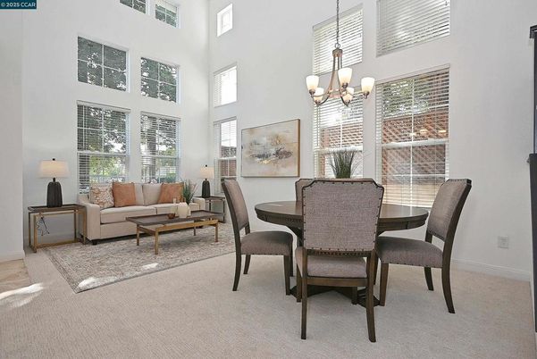 Chandelier, Dining room, Interior, Living room