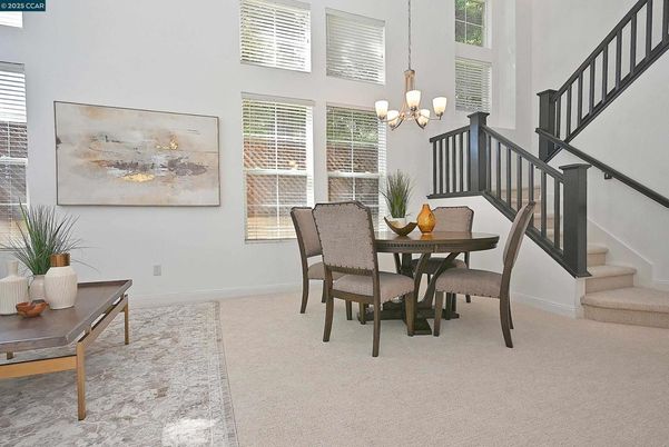 Chandelier, Dining room, Interior