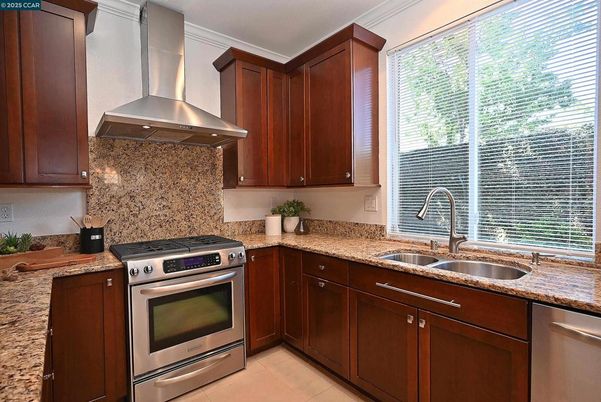 Interior, Kitchen, Stainless Steel Appliances