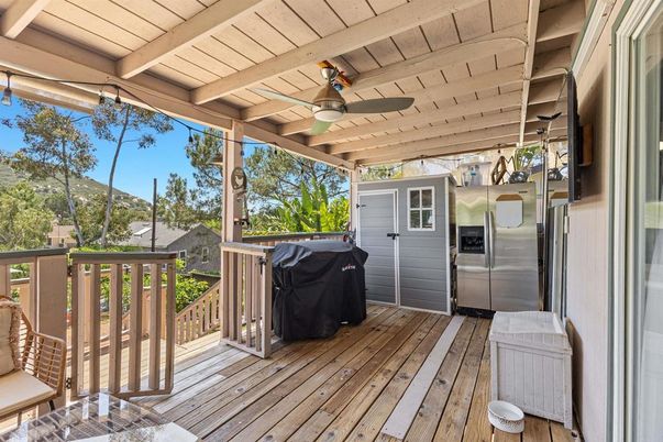 Exterior, Hot Tub
