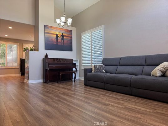 Chandelier, Interior, Pendant Lights, Piano, Recessed Lighting, Wood Texture Flooring