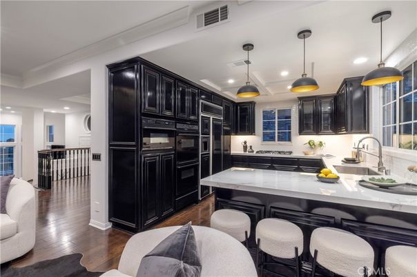 Interior, Kitchen, Pendant Lights, Recessed Lighting, Wood Texture Flooring