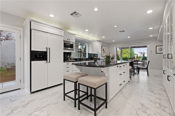 Dining room, Interior, Kitchen, Marble, Recessed Lighting, Stainless Steel Appliances