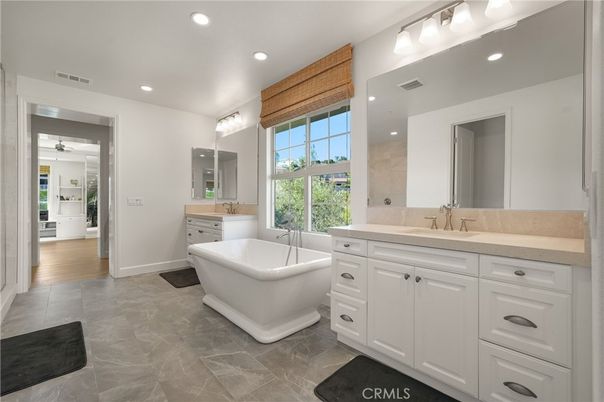 Bathroom, Dual Sink Vanities, Free Standing Baths, Interior, Recessed Lighting