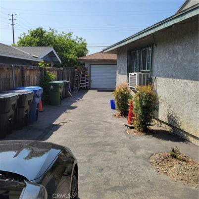 Detached Garage, Exterior