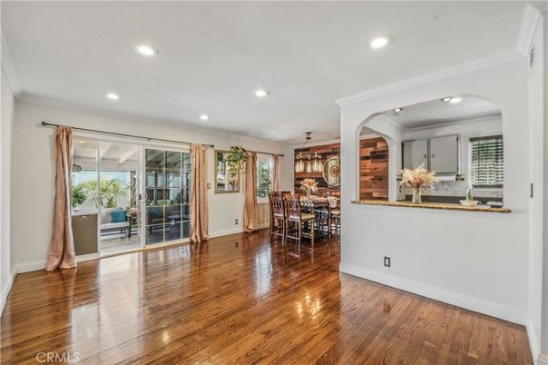 Dining room, Interior, Recessed Lighting, Wood Texture Flooring