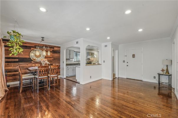 Dining room, Interior, Kitchen, Recessed Lighting, Wood Texture Flooring, Wooden Walls