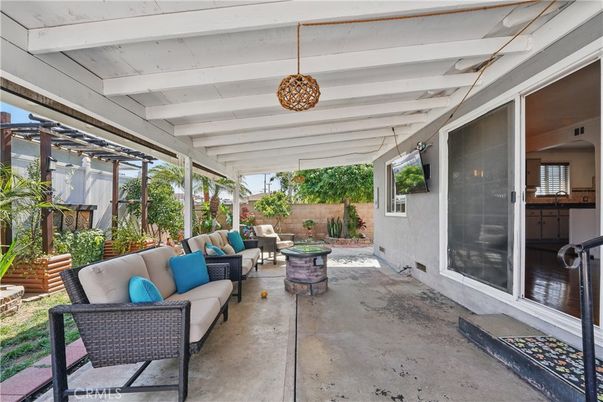 Exterior, Pendant Lights