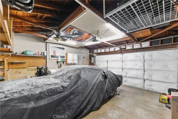 Garage, Interior, Wooden Beams