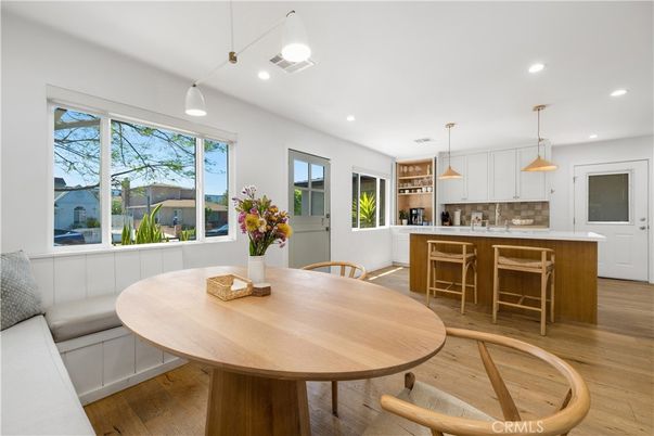 Dining room, Interior, Kitchen, Pendant Lights, Recessed Lighting, Wood Texture Flooring