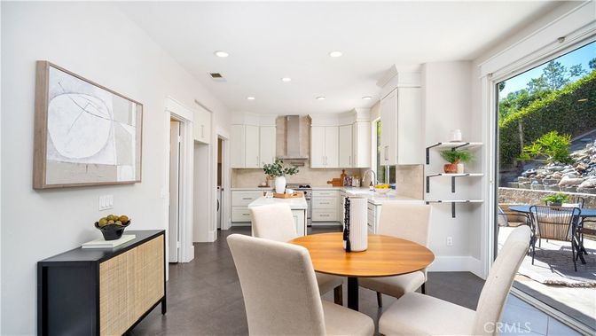 Dining room, Interior, Kitchen, Recessed Lighting