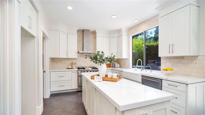 Interior, Kitchen, Recessed Lighting