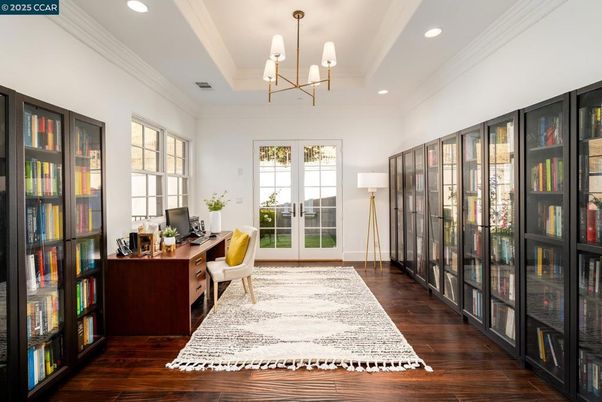 Chandelier, Home Office, Interior, Recessed Lighting, Wood Texture Flooring