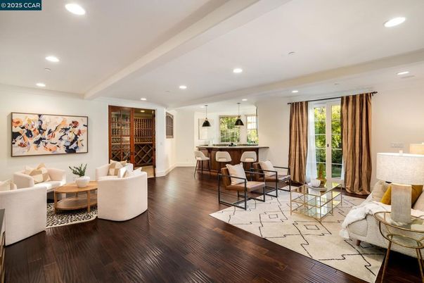 Dining room, Interior, Living room, Pendant Lights, Recessed Lighting, Wood Texture Flooring