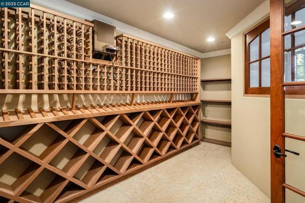Interior, Recessed Lighting, Wine Storage