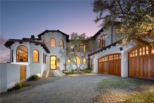Attached, Exterior, Facade, Spanish Mediterranean