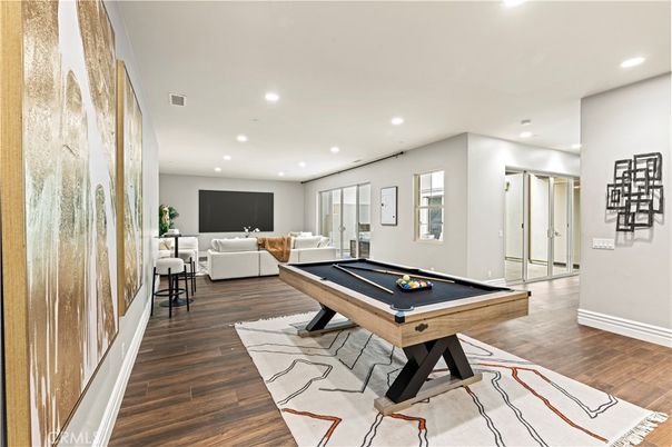 Billiard Table, Game Room, Interior, Living room, Recessed Lighting, Wood Texture Flooring