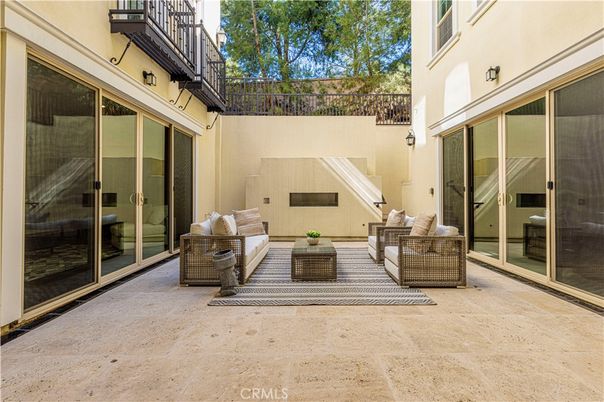 Exterior, Fireplace