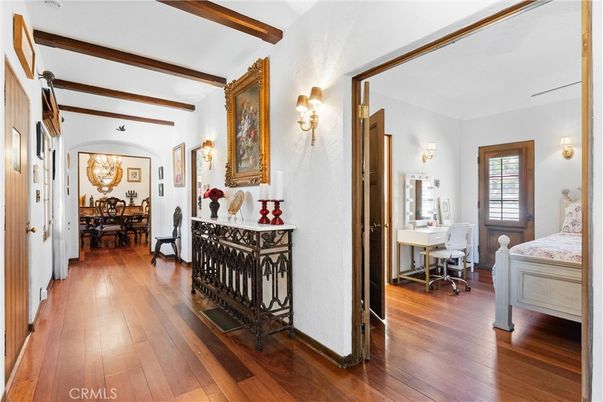Chandelier, Dining room, Interior, Wooden Beams, Wood Texture Flooring