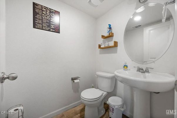 Bathroom, Interior, Recessed Lighting, Wood Texture Flooring