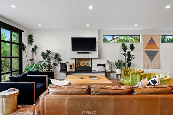 Fireplace, Interior, Living room, Recessed Lighting