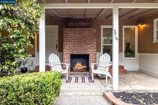 Exterior, Fireplace