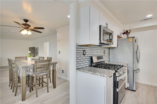 Dining room, Interior, Kitchen, Recessed Lighting, Wood Texture Flooring
