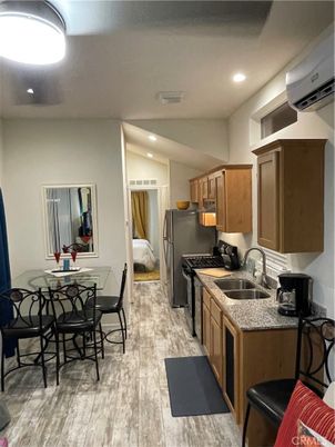 Bedroom, Dining room, Interior, Kitchen, Recessed Lighting
