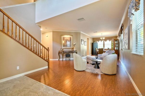 Chandelier, Dining room, Interior, Living room, Wood Texture Flooring