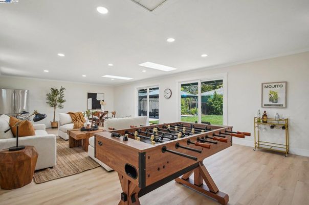 Game Room, Interior, Living room, Recessed Lighting, Wood Texture Flooring