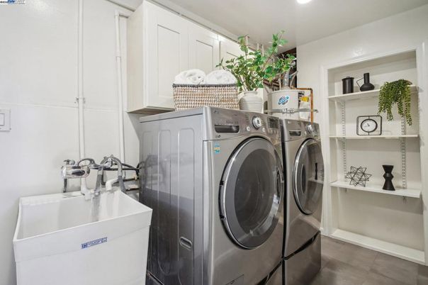 Interior, Recessed Lighting, Washer