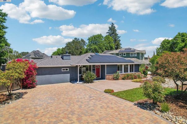 Attached, Exterior, Facade, Solar Panels, Ranch